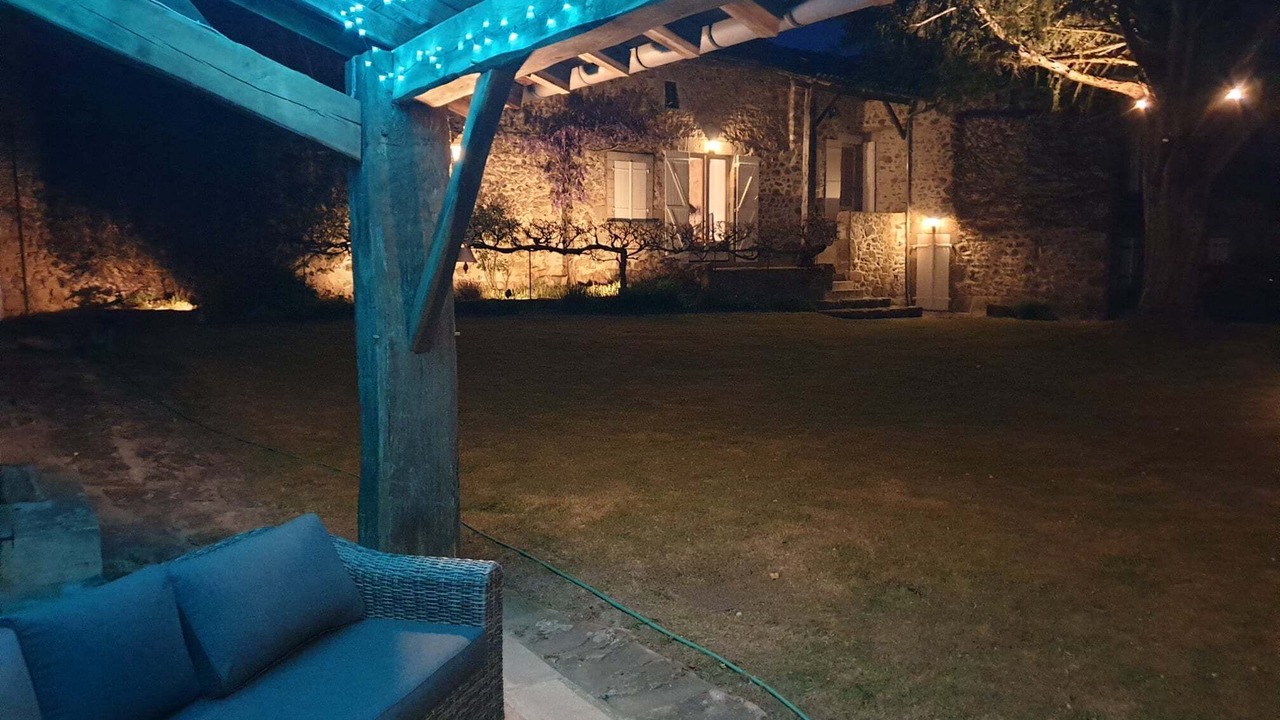 Photo of Outdoor in Saint-Barthelemy-de-Bussiere