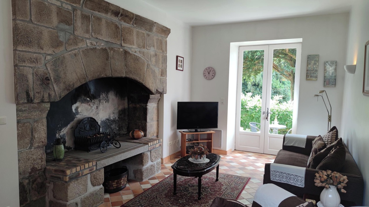Photo of Bedroom in Saint-Barthelemy-de-Bussiere