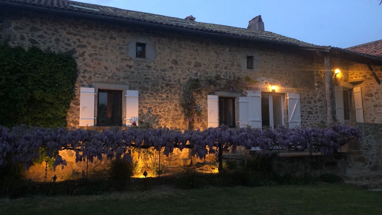 Photo of Outdoor in Saint-Barthelemy-de-Bussiere