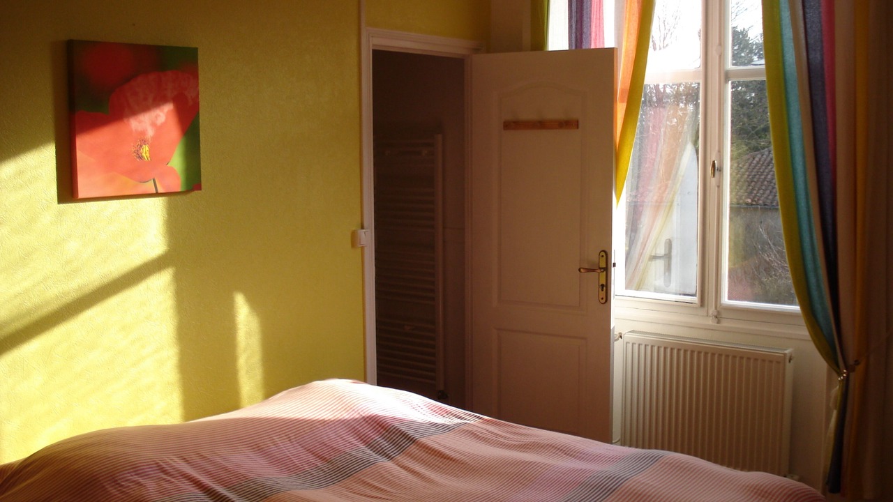 Photo of Bedroom in Benest