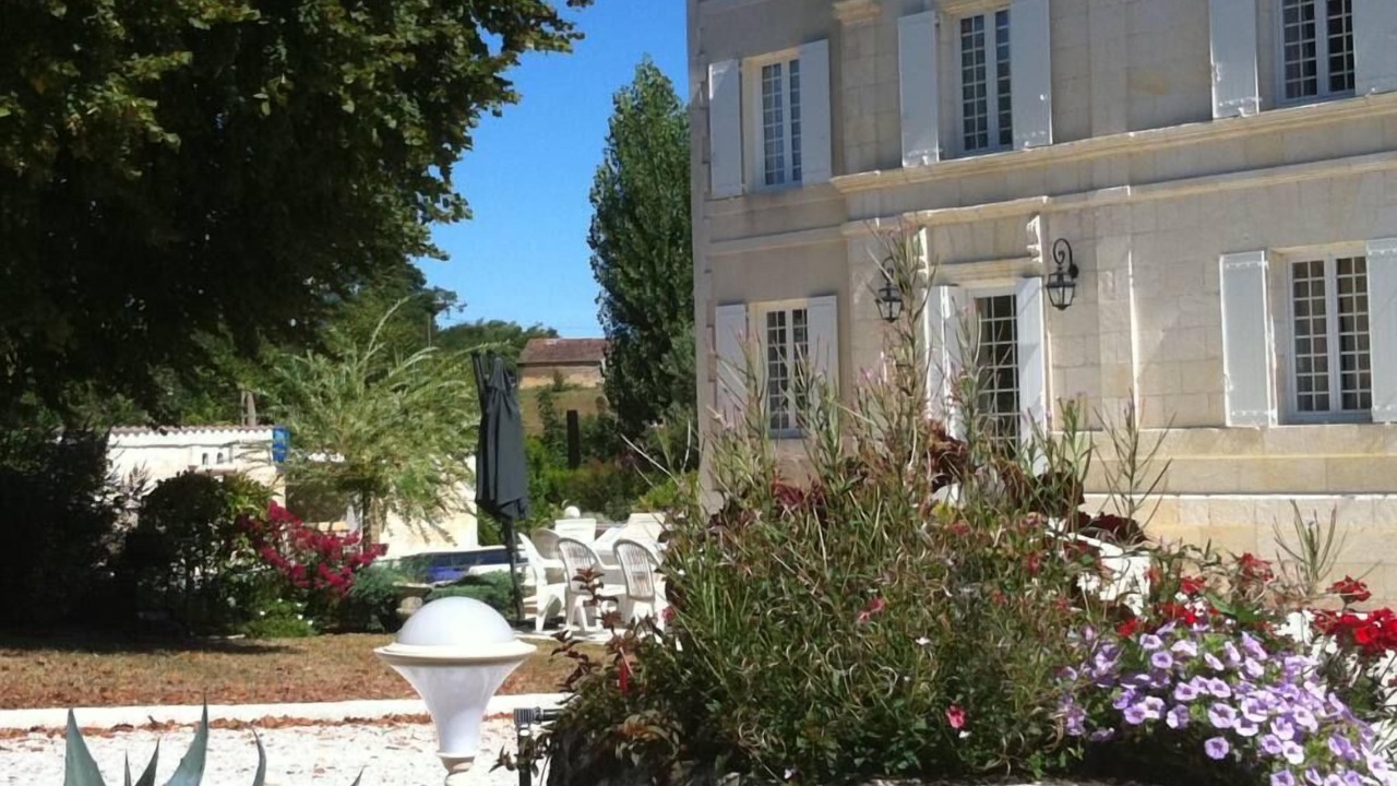 Photo of Others in Villars-en-Pons