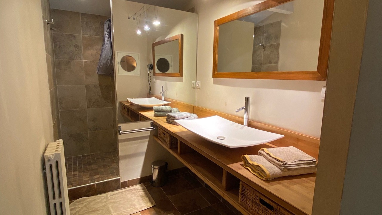 Photo of Bathroom in Bourrou