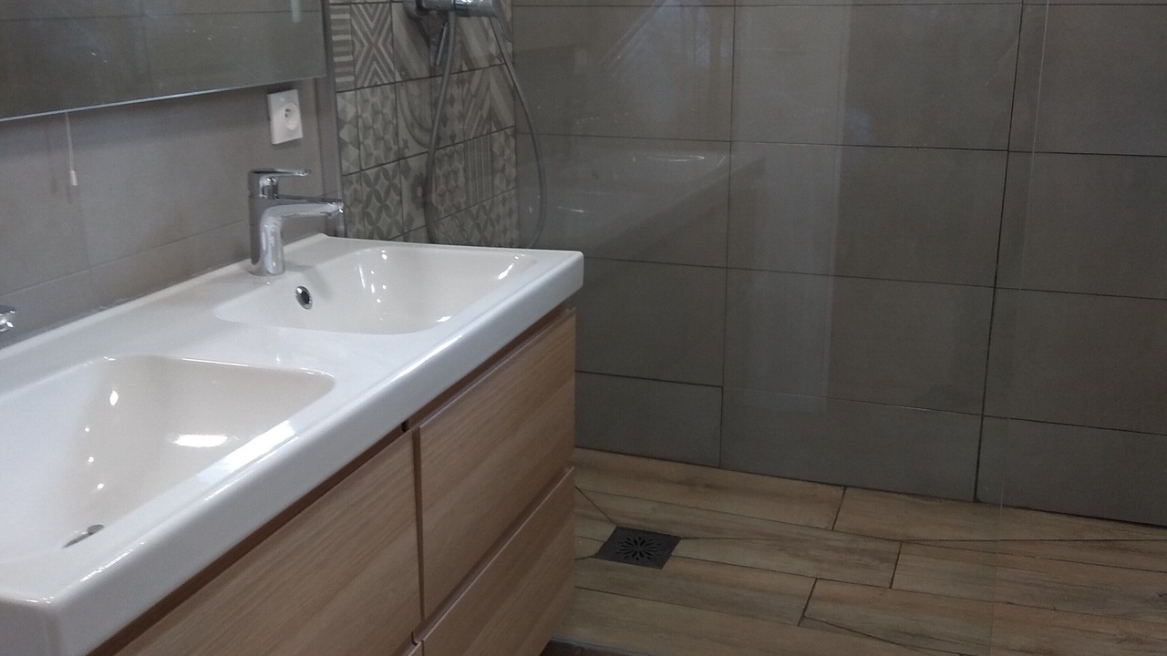 Photo of Bathroom in Ambares-et-Lagrave