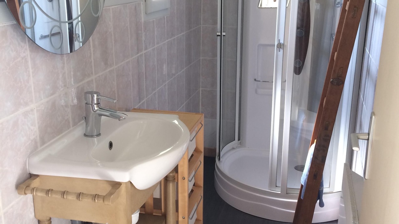 Photo of Bathroom in Coussay-les-Bois