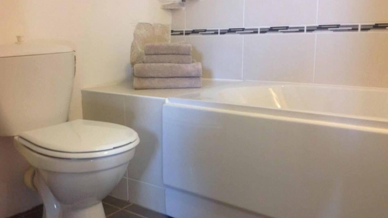 Photo of Bathroom in Saint-Remy-sur-Creuse