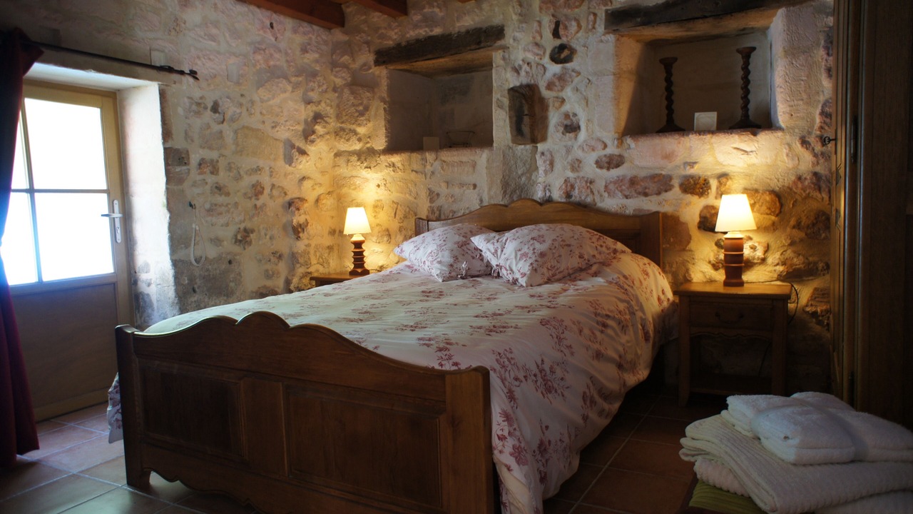 Photo of Bedroom in Pons