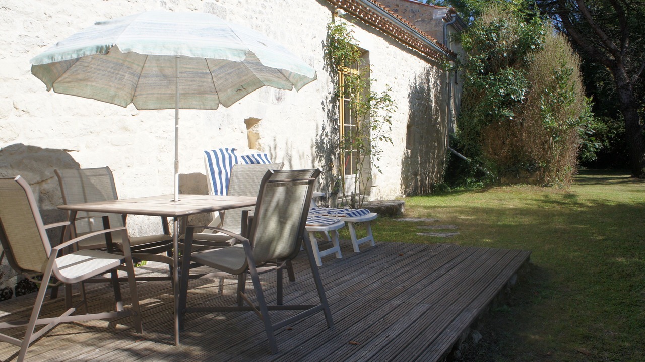 Photo of Outdoor in Pons