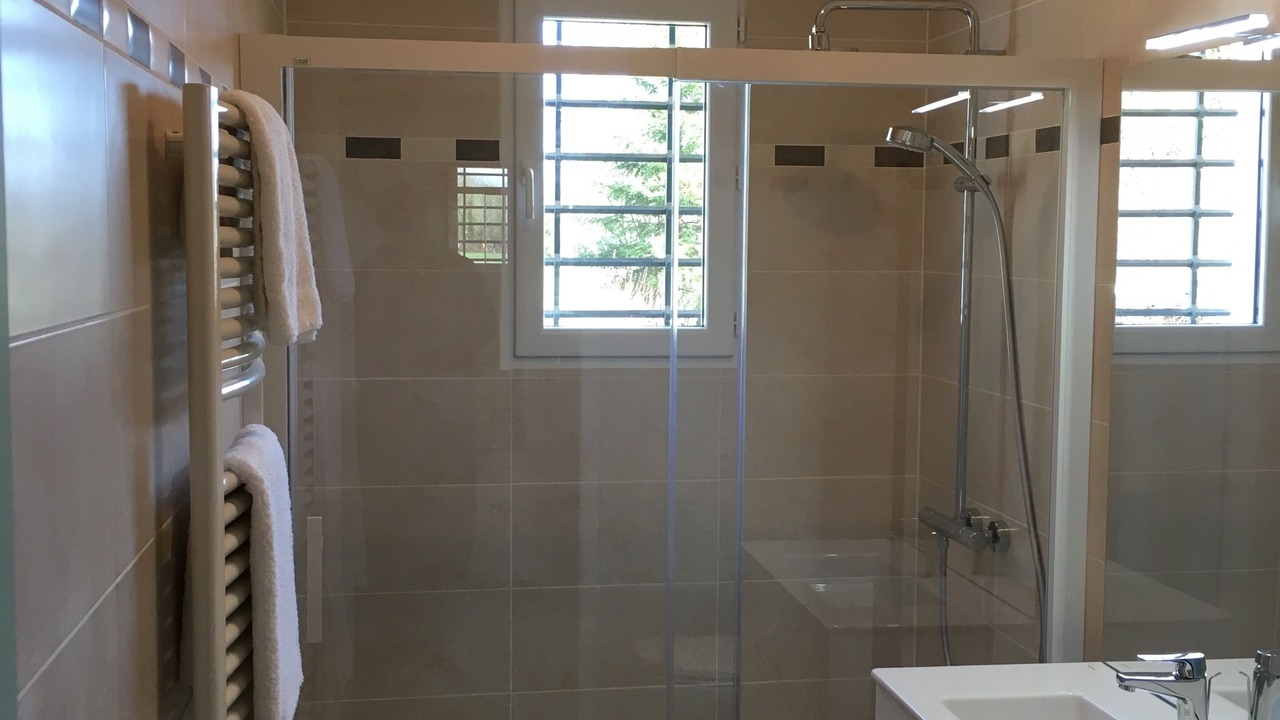 Photo of Bathroom in Exideuil