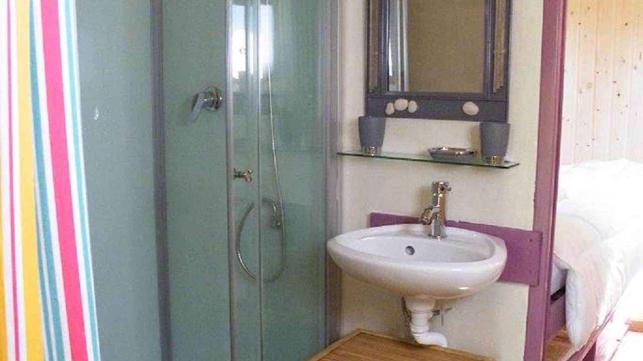 Photo of Bathroom in Le Buisson-de-Cadouin
