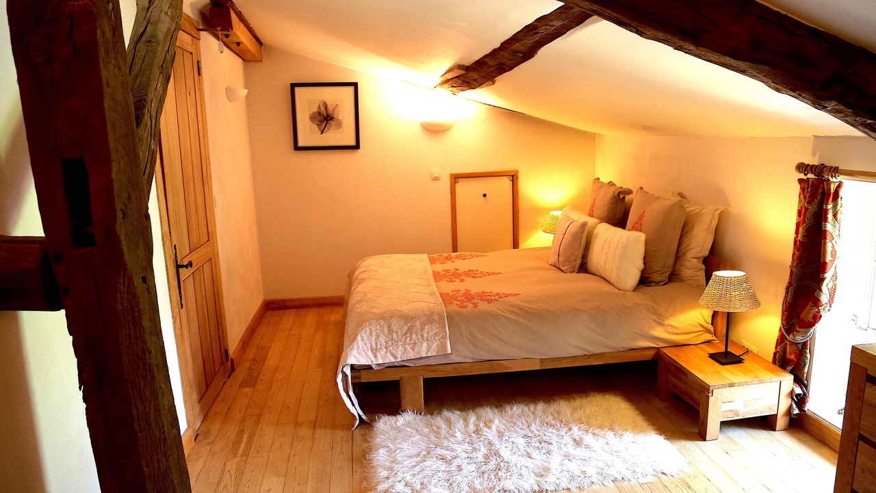 Photo of Bedroom in Villamblard