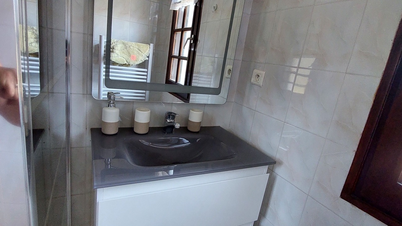 Photo of Bathroom in Saint-Pardoux-l'Ortigier