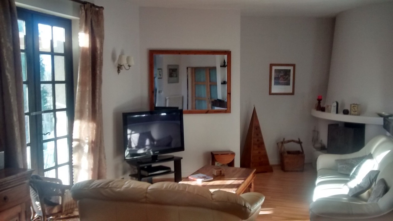 Photo of Livingroom in Saint-Privat-des-Pres