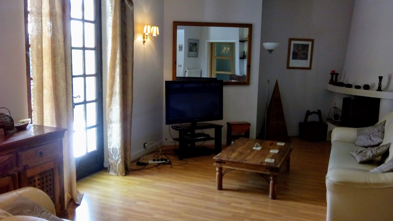 Photo of Livingroom in Saint-Privat-des-Pres