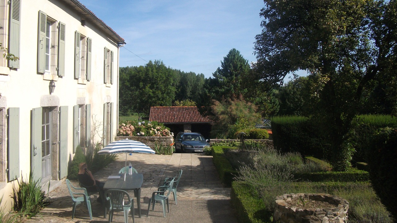 Photo of Outdoor in Scille