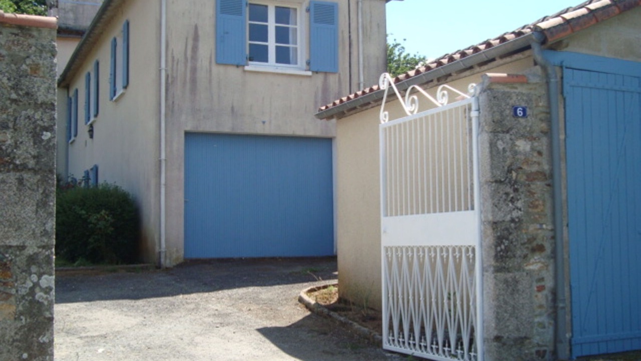 Photo of Outdoor in Scille