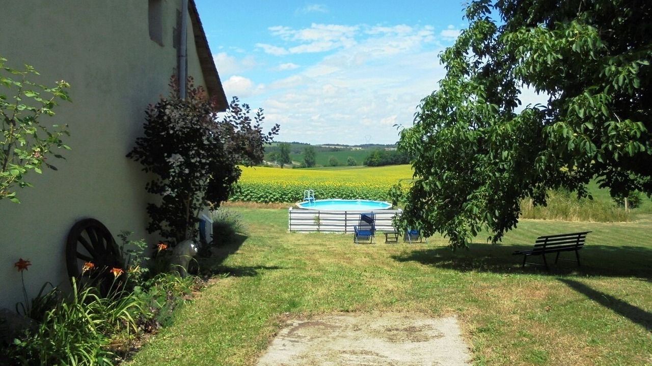 Photo of Outdoor in Pillac