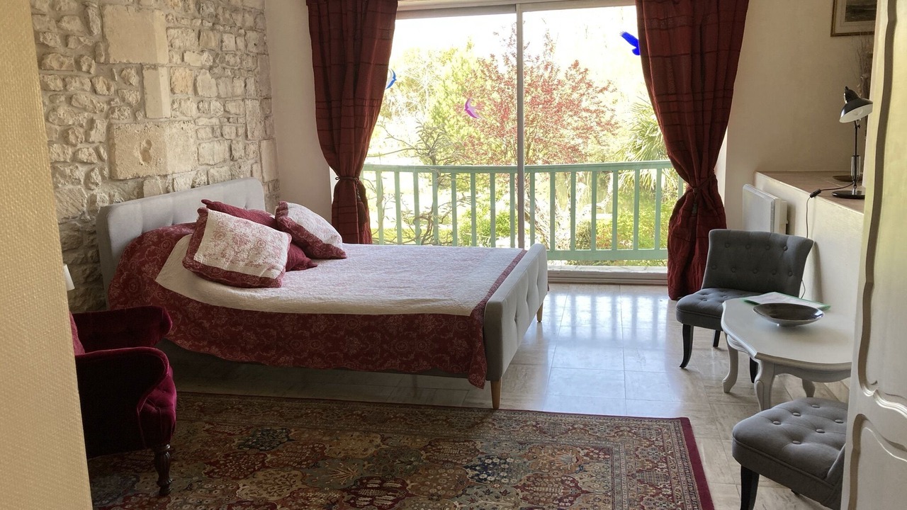 Photo of Bedroom in Pons
