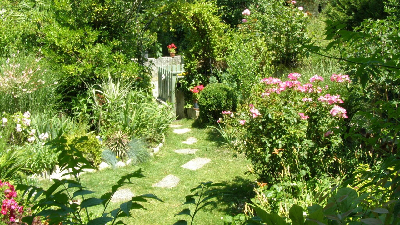Photo of Outdoor in Pons