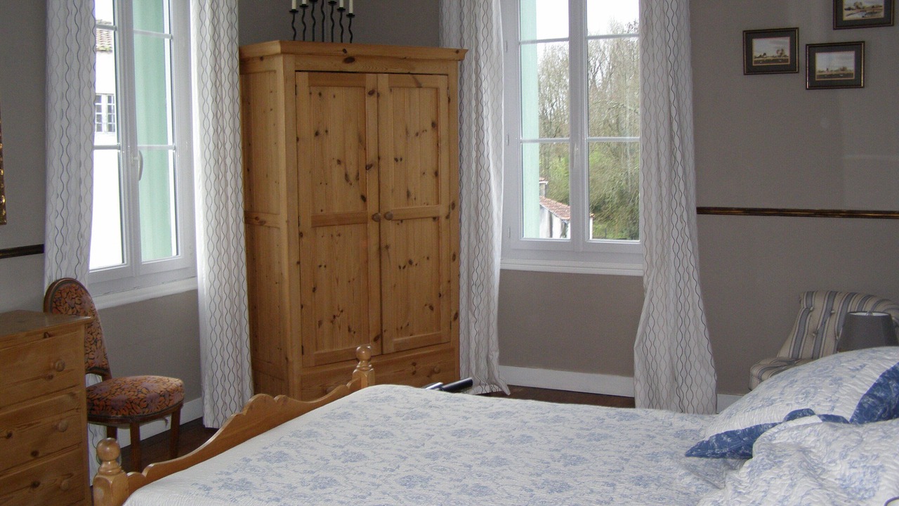 Photo of Bedroom in Pons