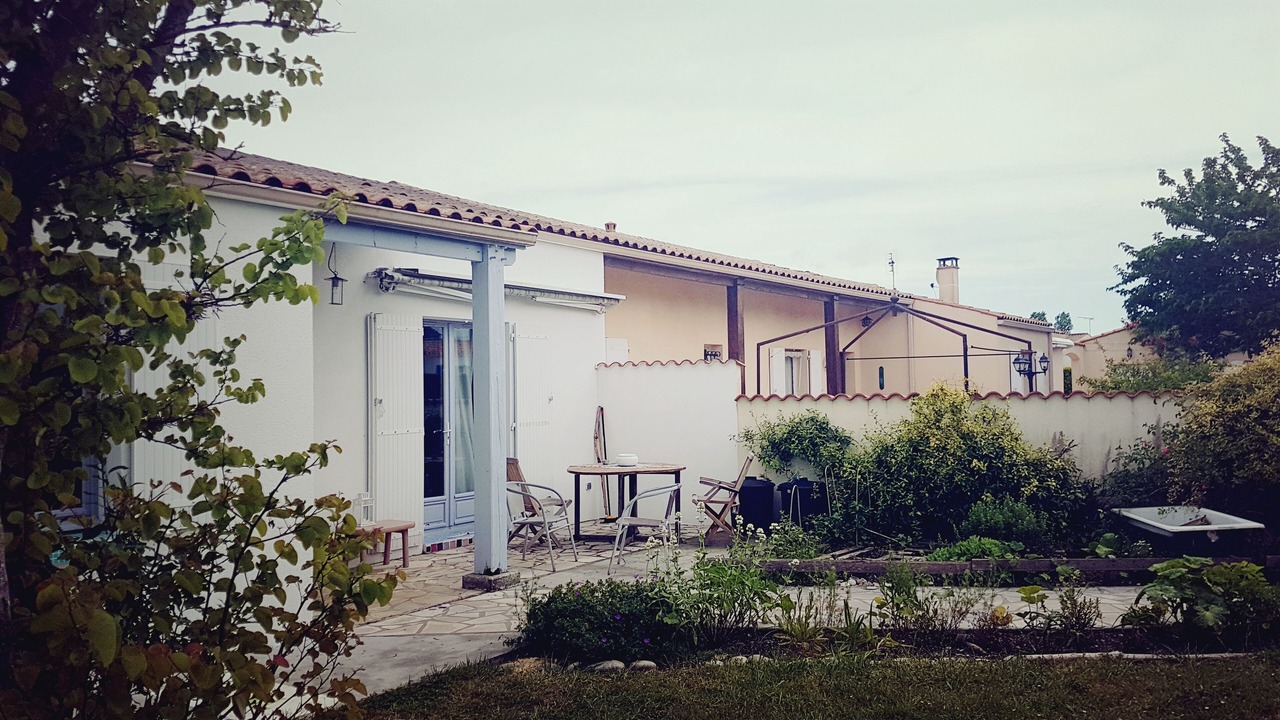 Photo of Patio Balcony in Mornac-sur-Seudre