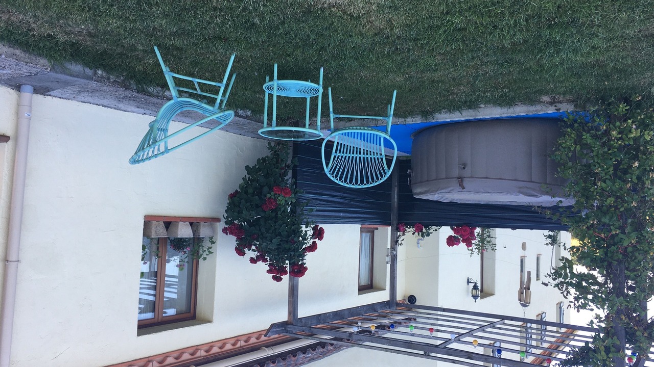 Photo of Patio Balcony in Saint-Pastour