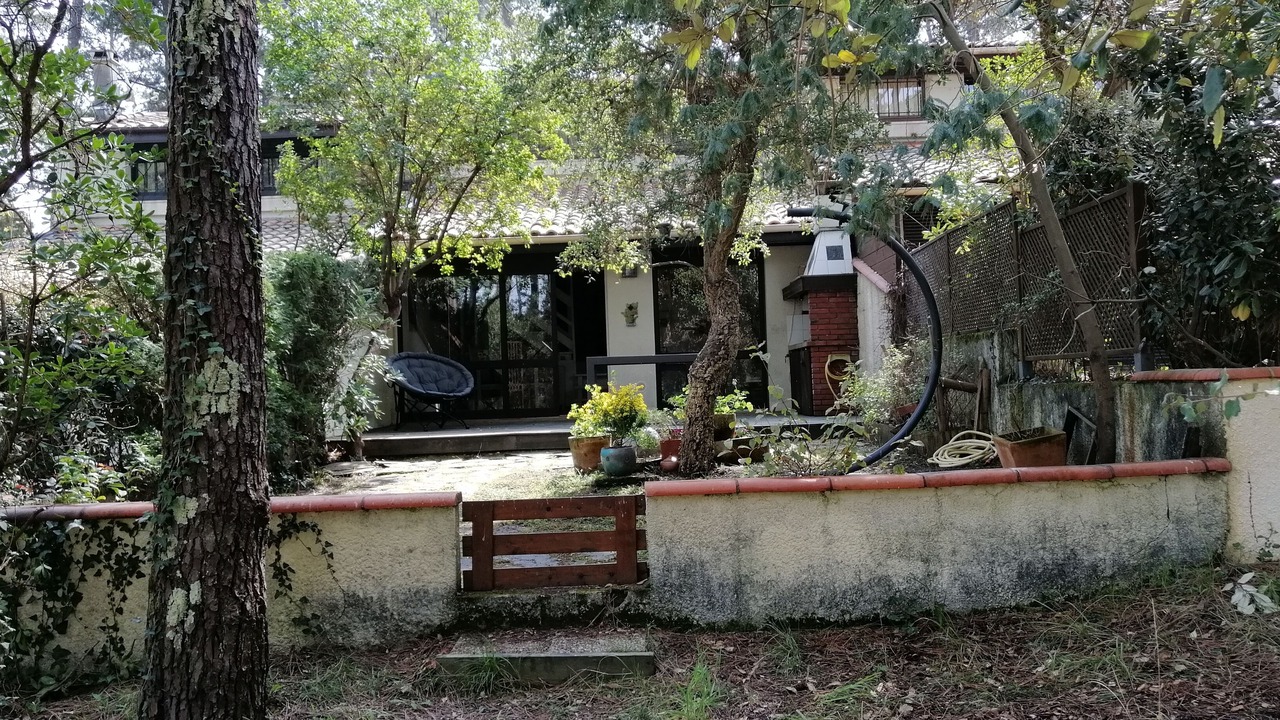 Photo of Patio Balcony in Le Penon