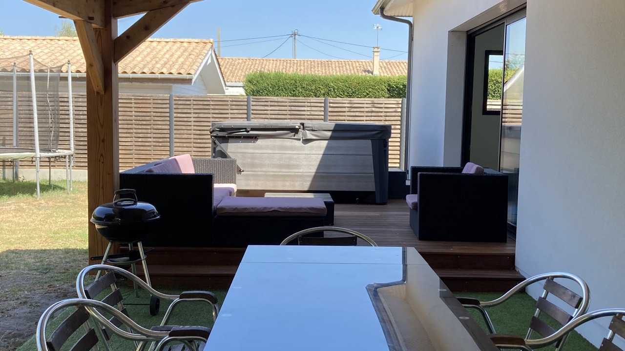 Photo of Outdoor in Lanton