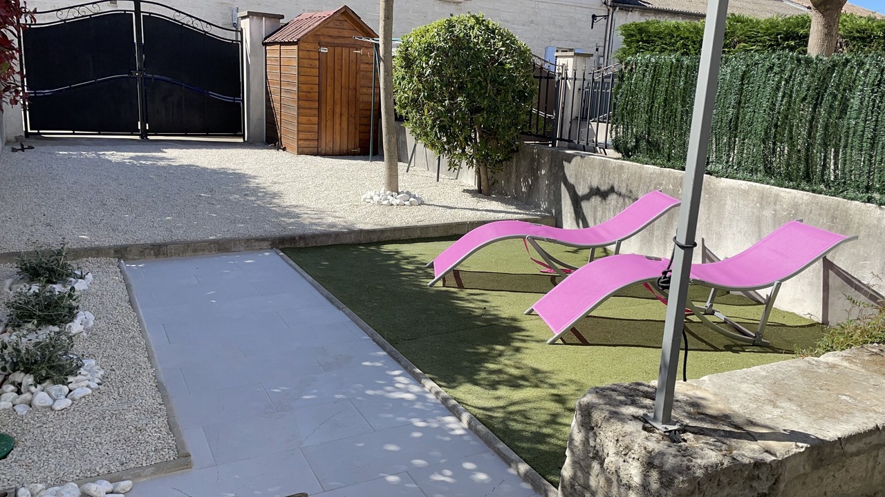 Photo of Outdoor in Eyragues