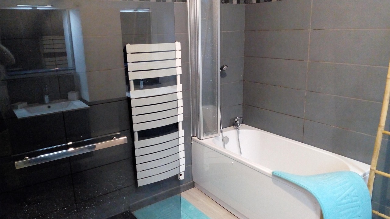 Photo of Bathroom in Bussiere-Galant