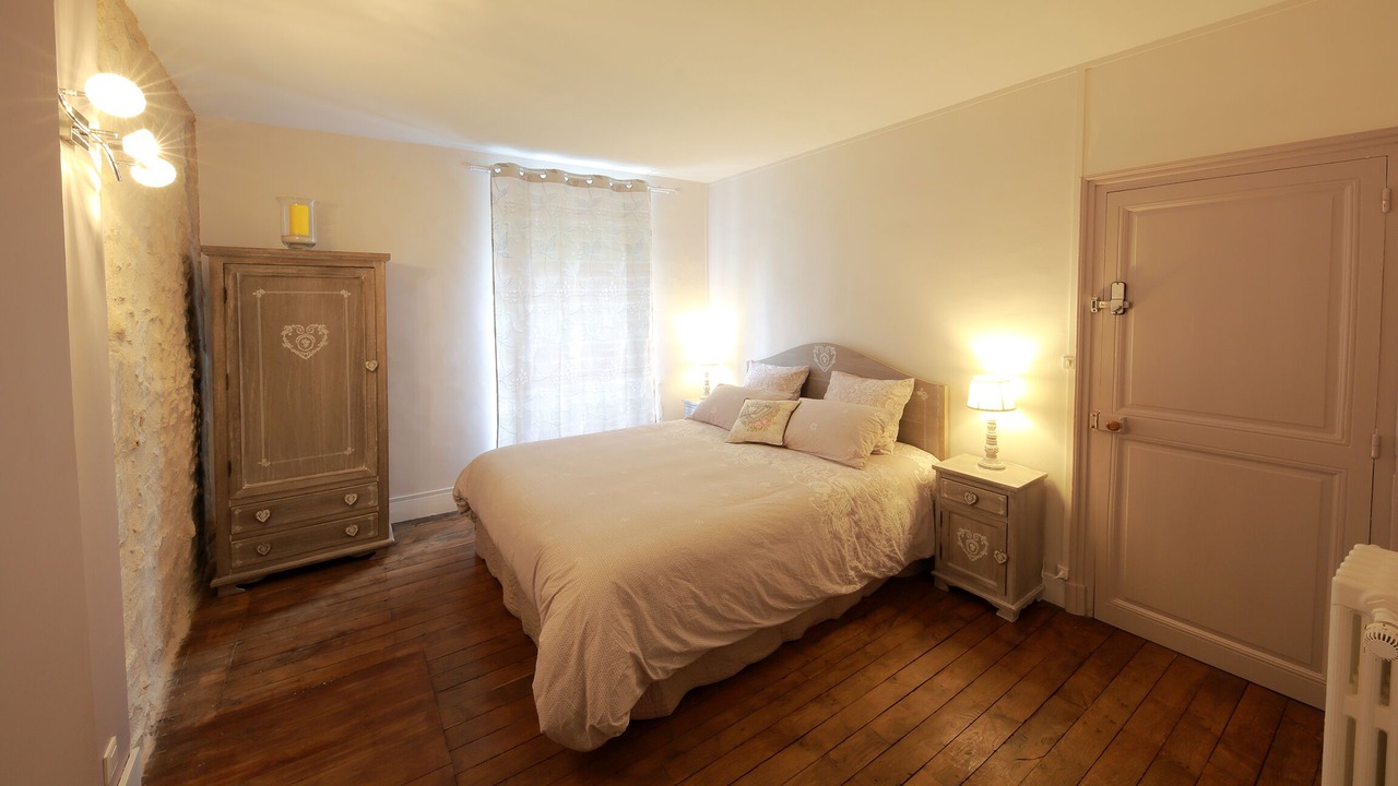 Photo of Bedroom in Latille