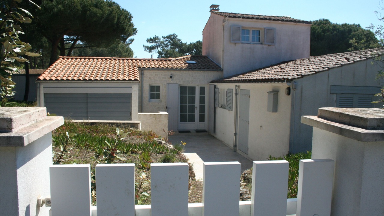 Photo of Outdoor in Domino