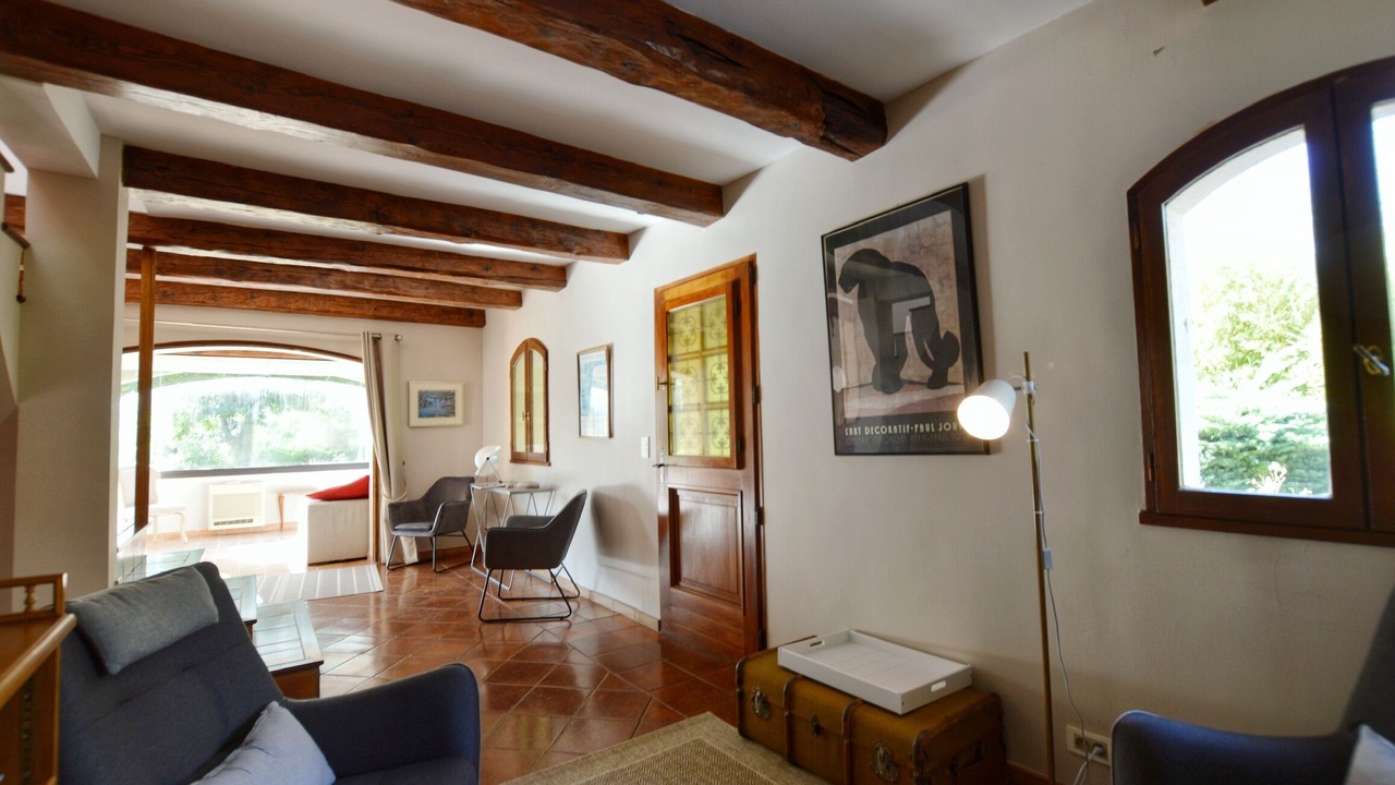 Photo of Livingroom in Rousset