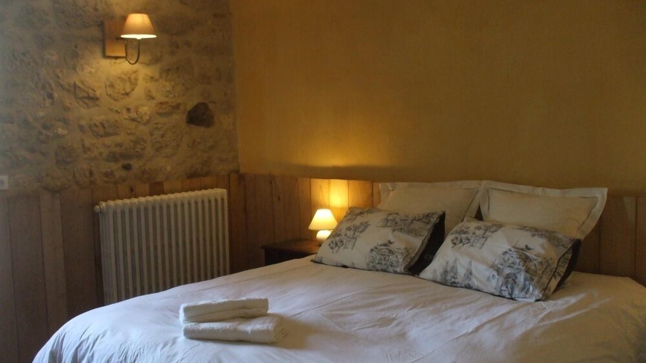 Photo of Bedroom in Clermont-Dessous