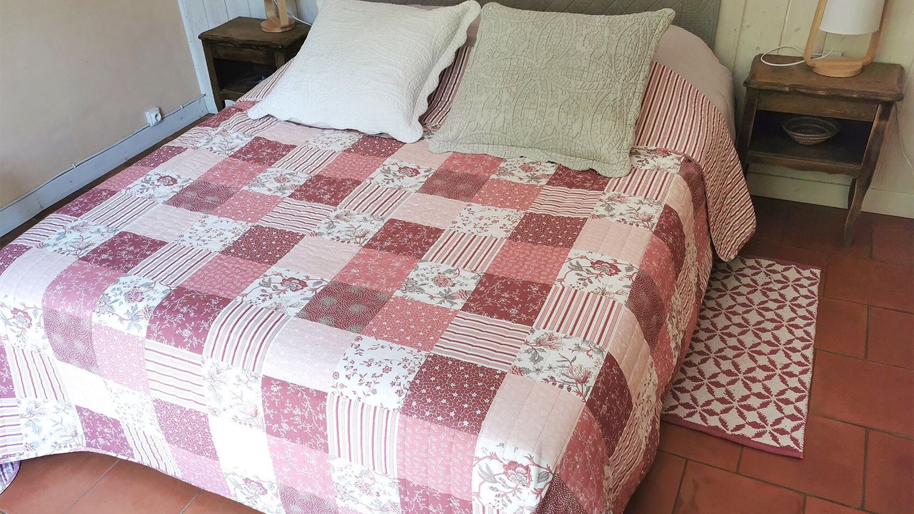 Photo of Bedroom in Villegouge