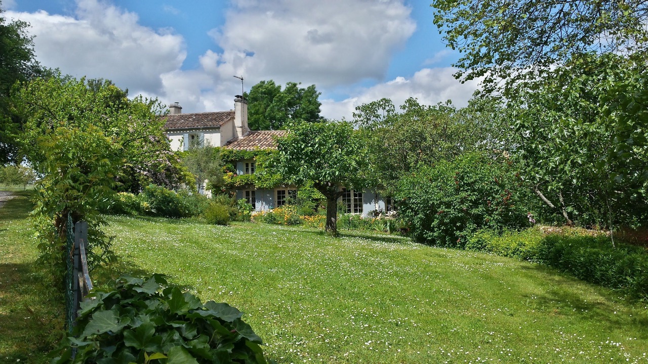 Photo of Outdoor in Villegouge