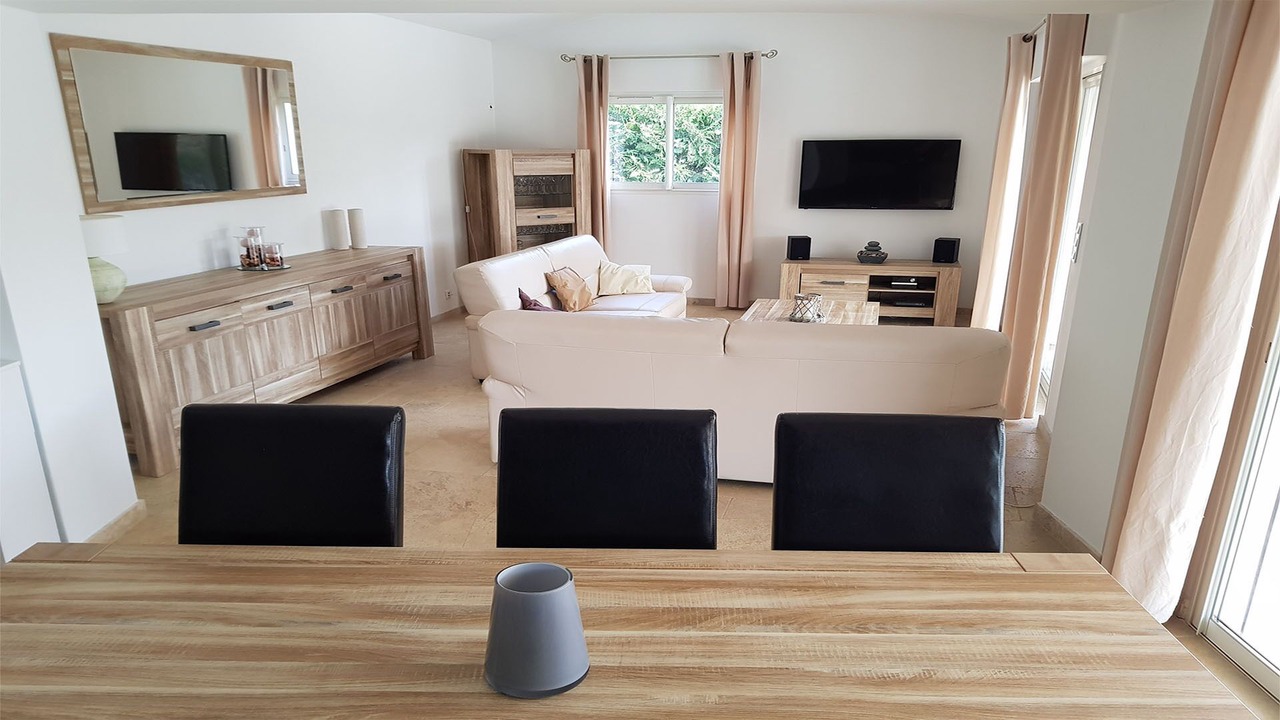Photo of Livingroom in Saint-Cezaire-sur-Siagne