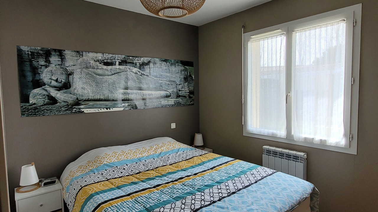 Photo of Bedroom in Izon