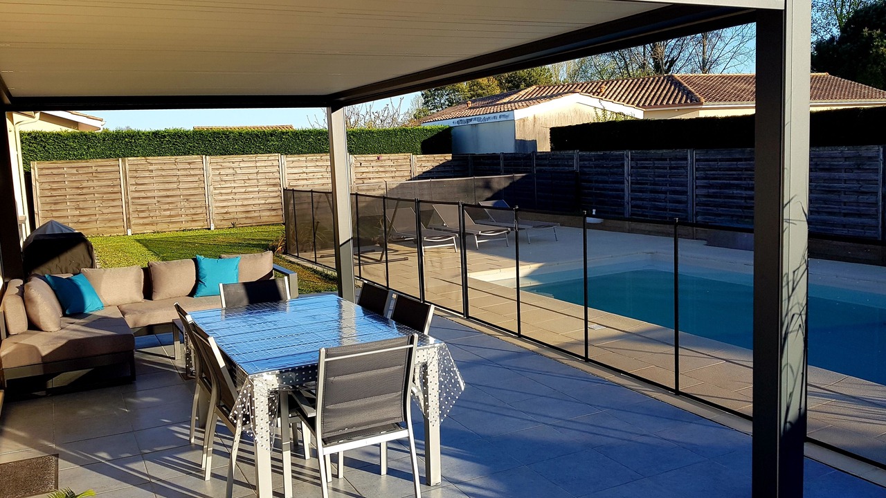 Photo of Outdoor in Izon