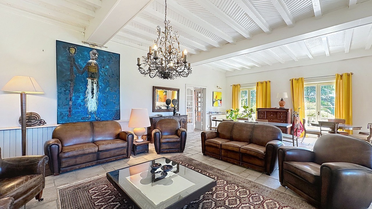Photo of Livingroom in Bournos