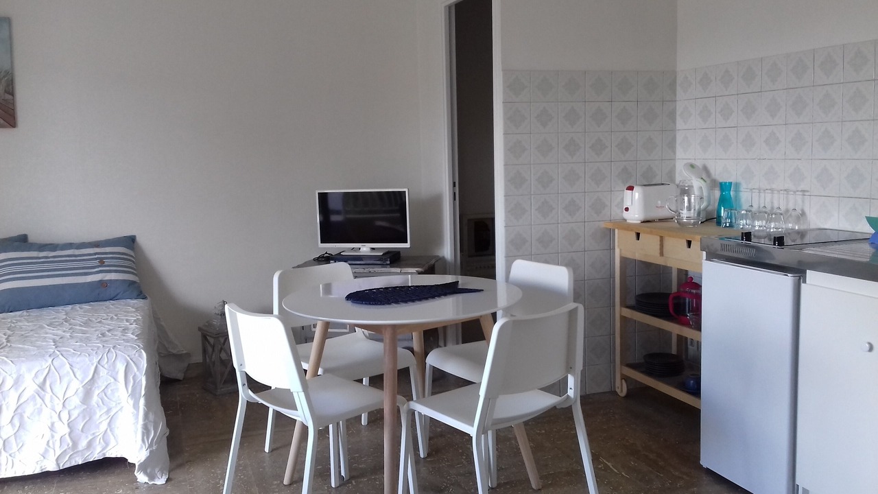 Photo of Bedroom in Hyeres City Centre