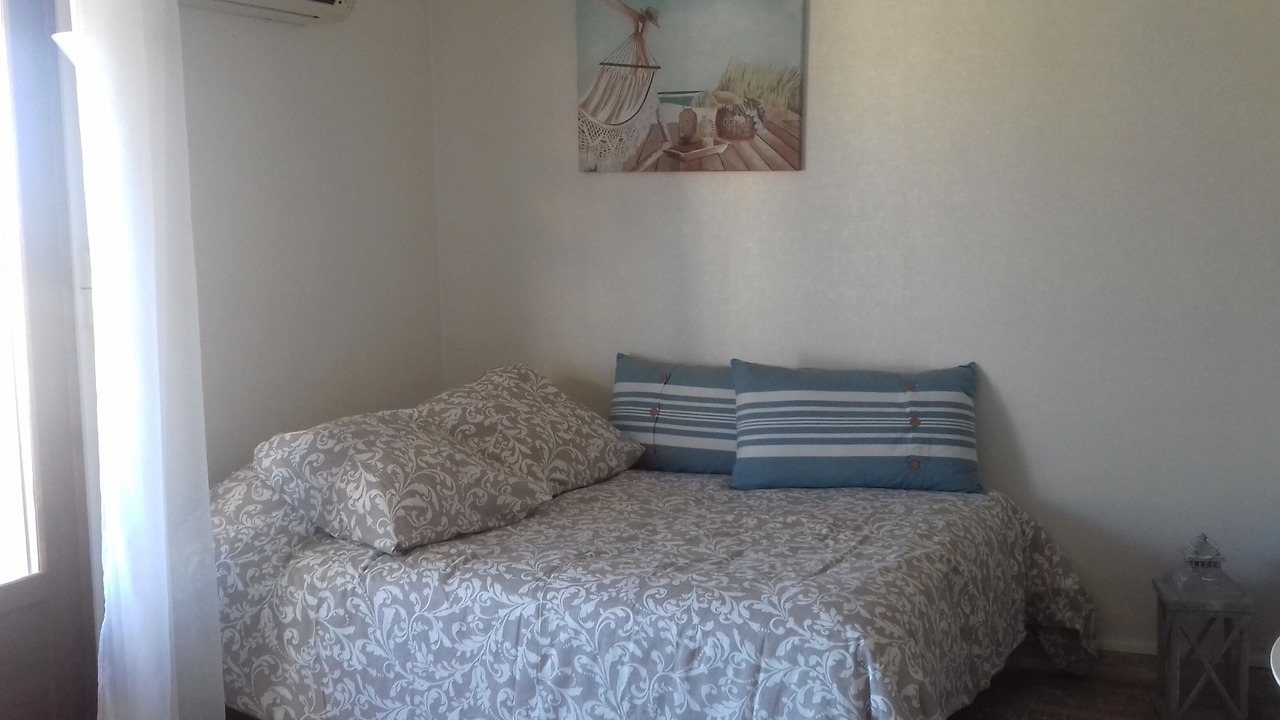 Photo of Bedroom in Hyeres City Centre