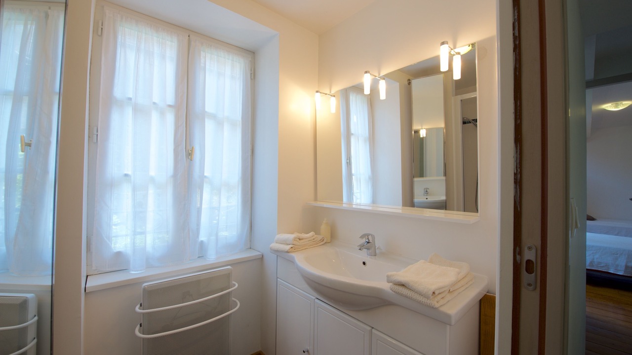 Photo of Bathroom in Navarrenx