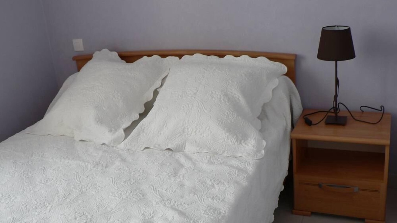Photo of Bedroom in Moings