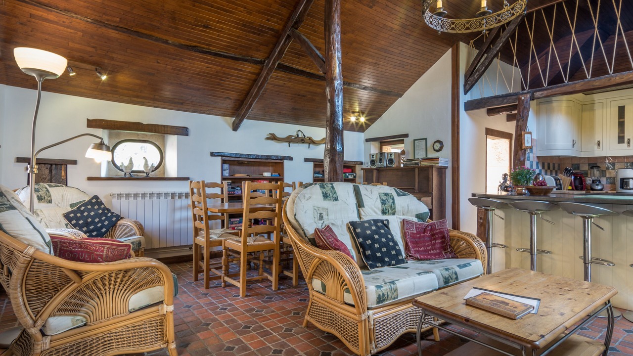 Photo of Livingroom in Rouffignac-Saint-Cernin-de-Reilhac