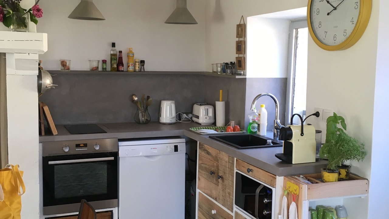 Photo of Kitchen in Bars
