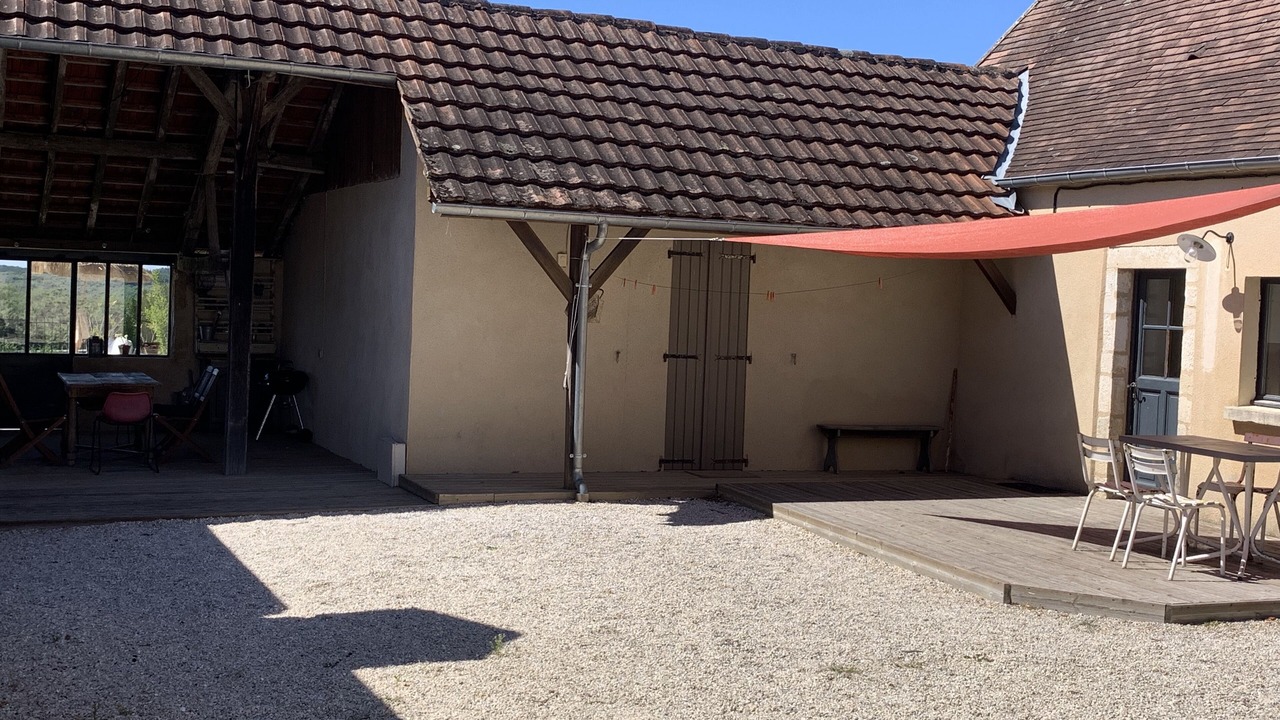 Photo of Outdoor in Bars