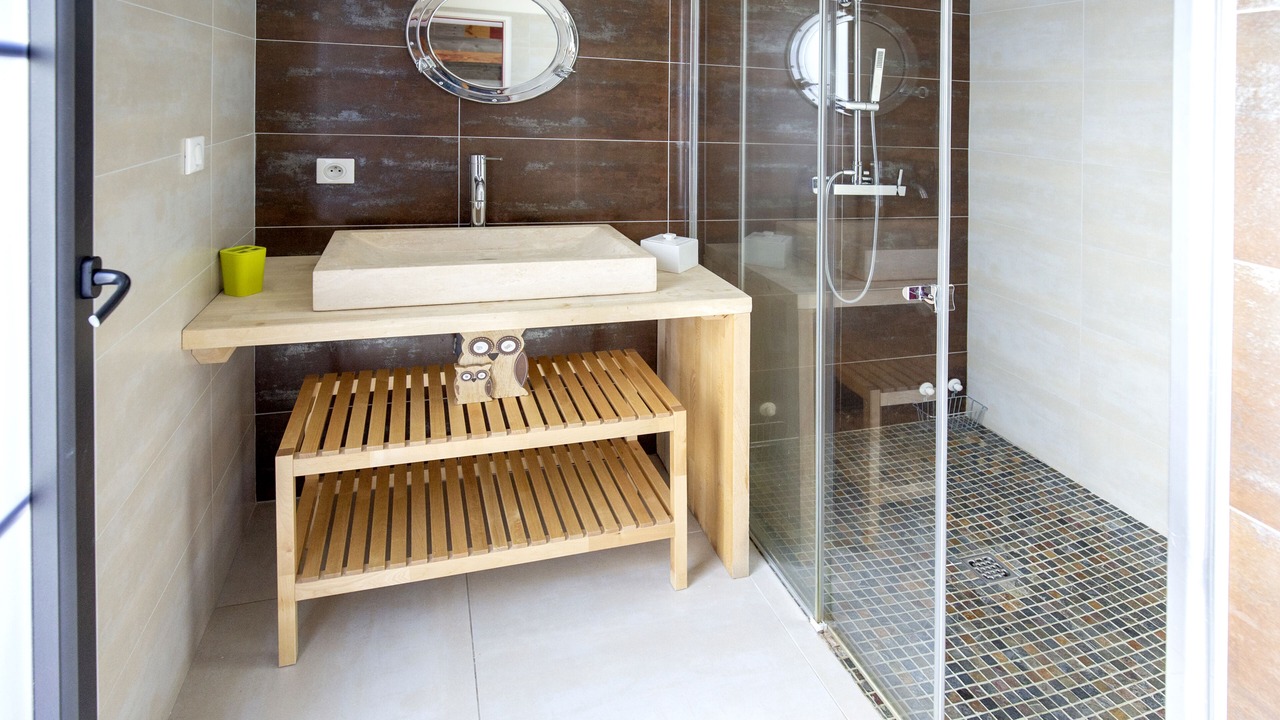 Photo of Bathroom in Gujan-Mestras