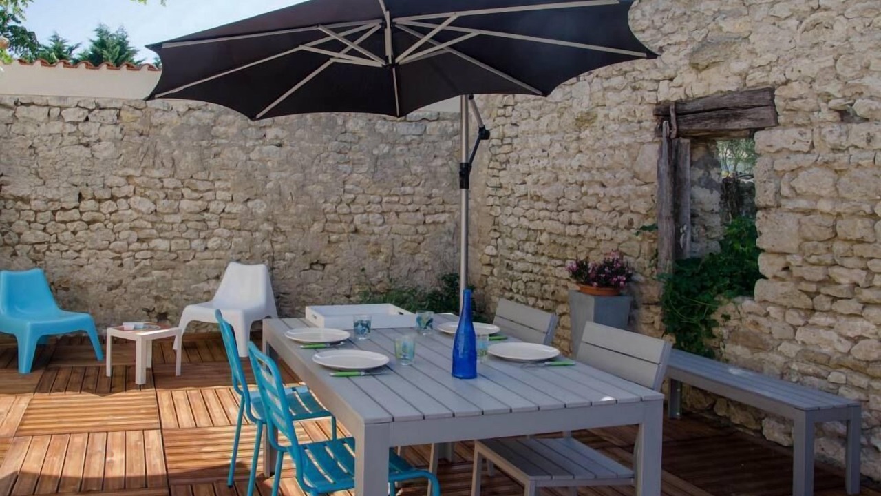 Photo of Outdoor in Domino
