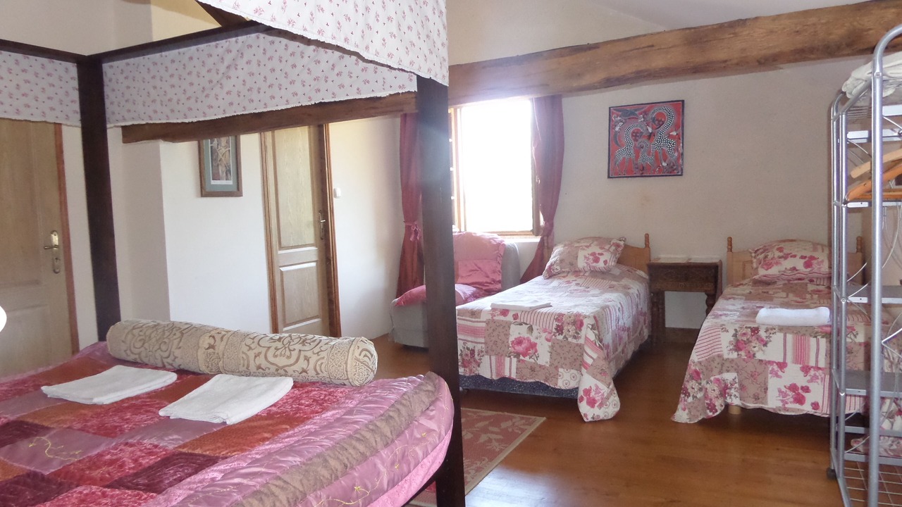 Photo of Bedroom in Romagne