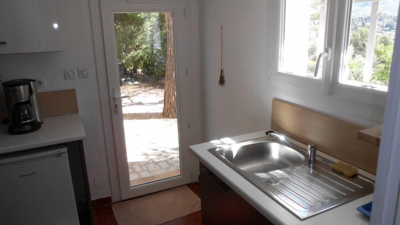 Photo of Kitchen in Le Revest-les-Eaux